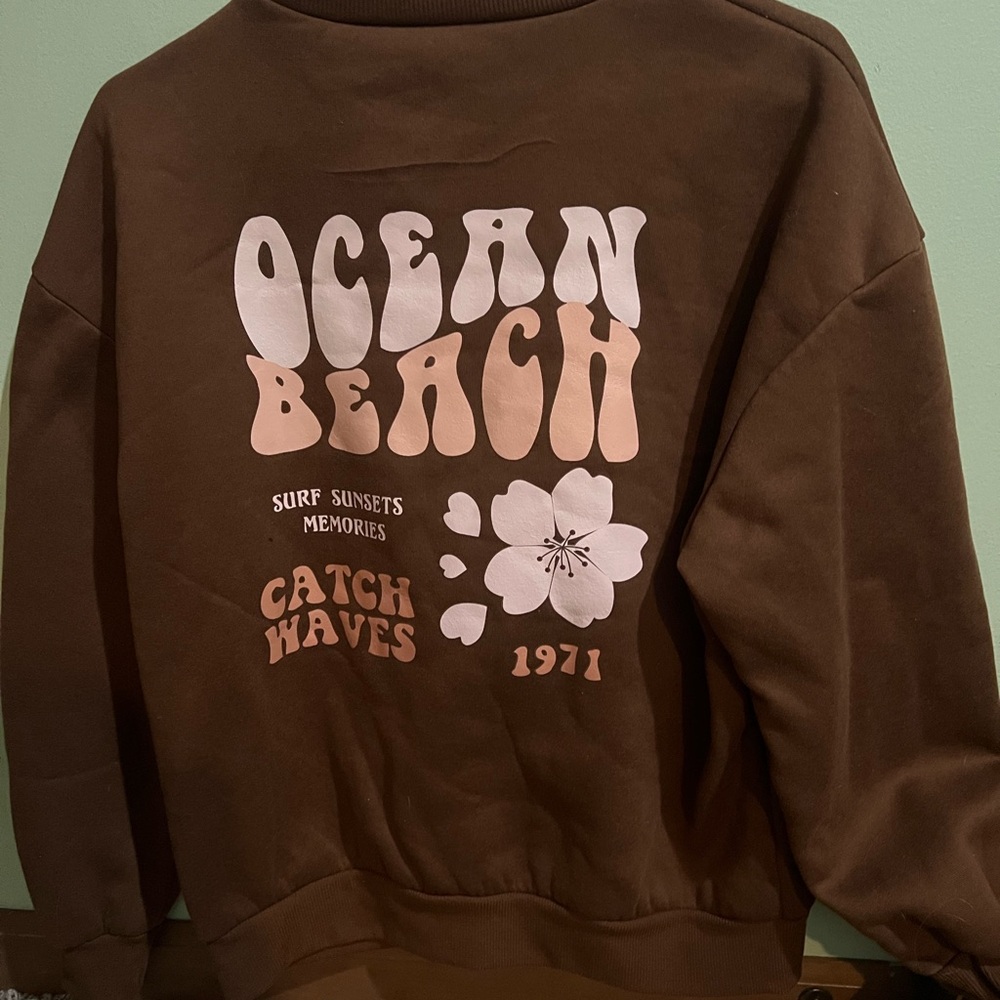 large brown summer hoodie never worn
